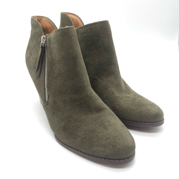 New Directions Olive Green Sarita Wedge Booties Women Size 9.5 Vegan Suede Fall - Picture 3 of 11